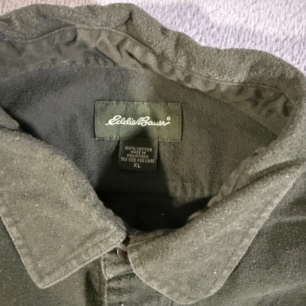 Eddie Bauer Flannel Mens XL Green‎ Cotton Long Sleeve Button Up Shirt Pockets